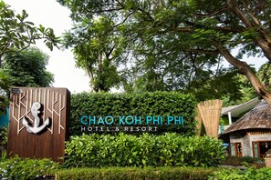 Front of property - Chaokoh Phi Phi Hotel & Resort (Ko Phi Phi)