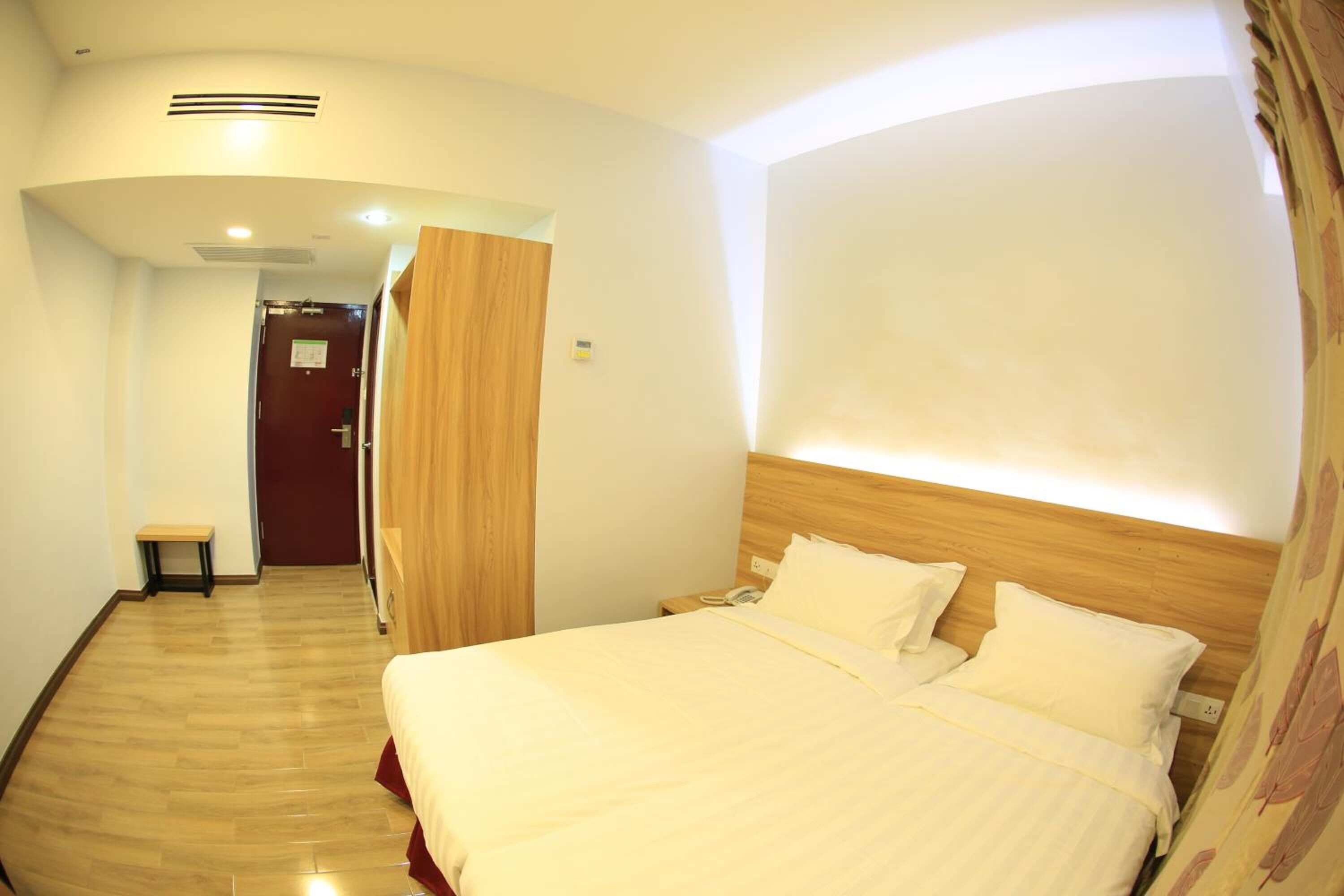 in-room safe, desk, soundproofing, iron/ironing board