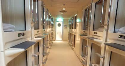 Capsule Hotel Wellbe Sakae - Caters to Men