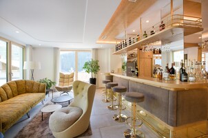 酒吧（店内）