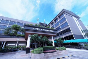 Front of property - River Kwai Hotel (Kanchanaburi)