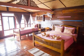 House, 2 Bedrooms, River View | Desk, free WiFi, bed sheets - Kanecha's Home (Lampang)