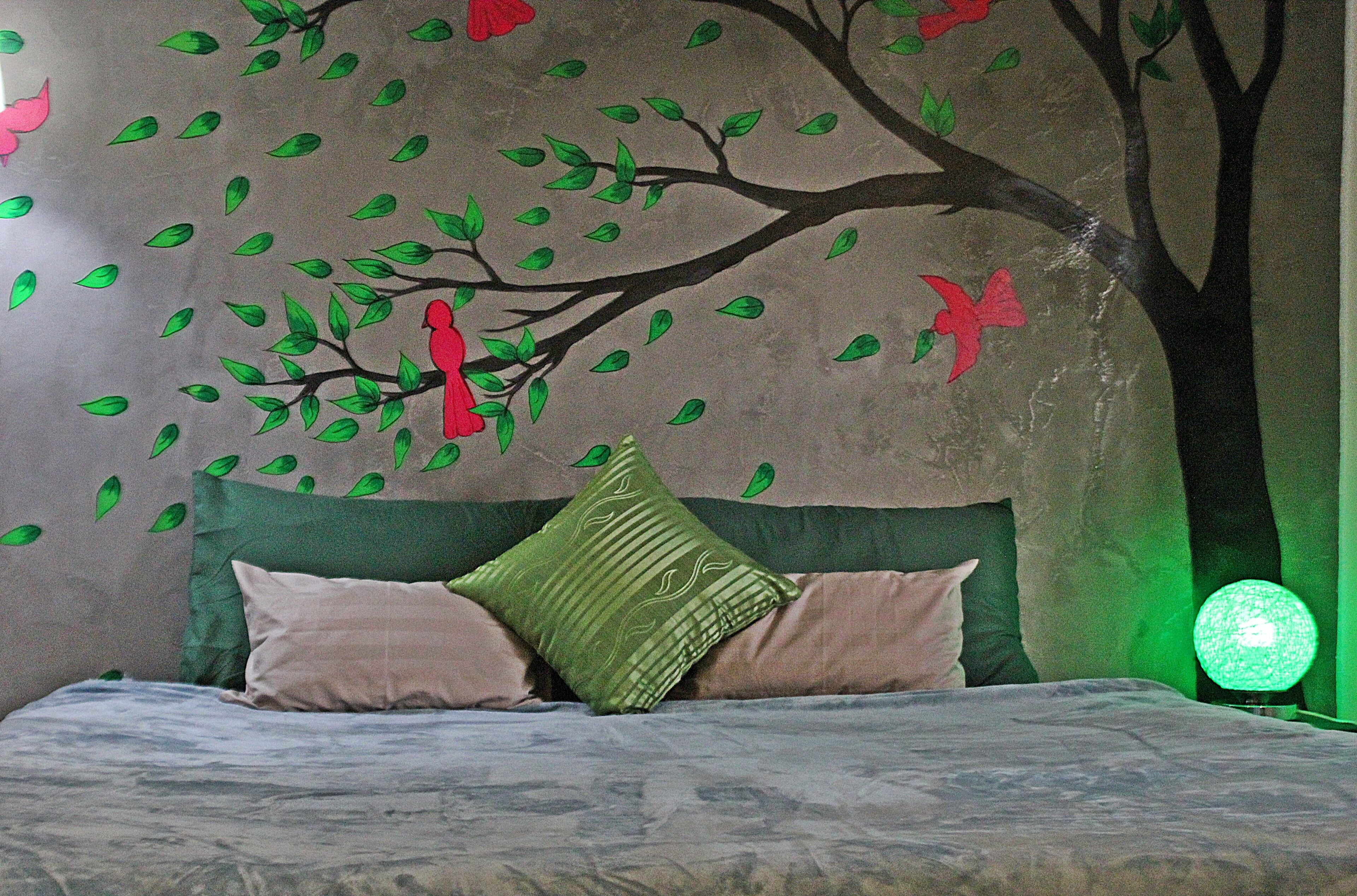 family room | hypo-allergenic bedding, individually furnished, desk, blackout curtains