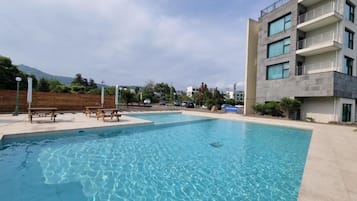 Seasonal outdoor pool