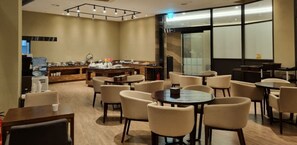 Restaurant - Grand Mer Hotel Jeju (Seogwipo)