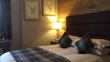 Desk, iron/ironing board, free WiFi, bed sheets
