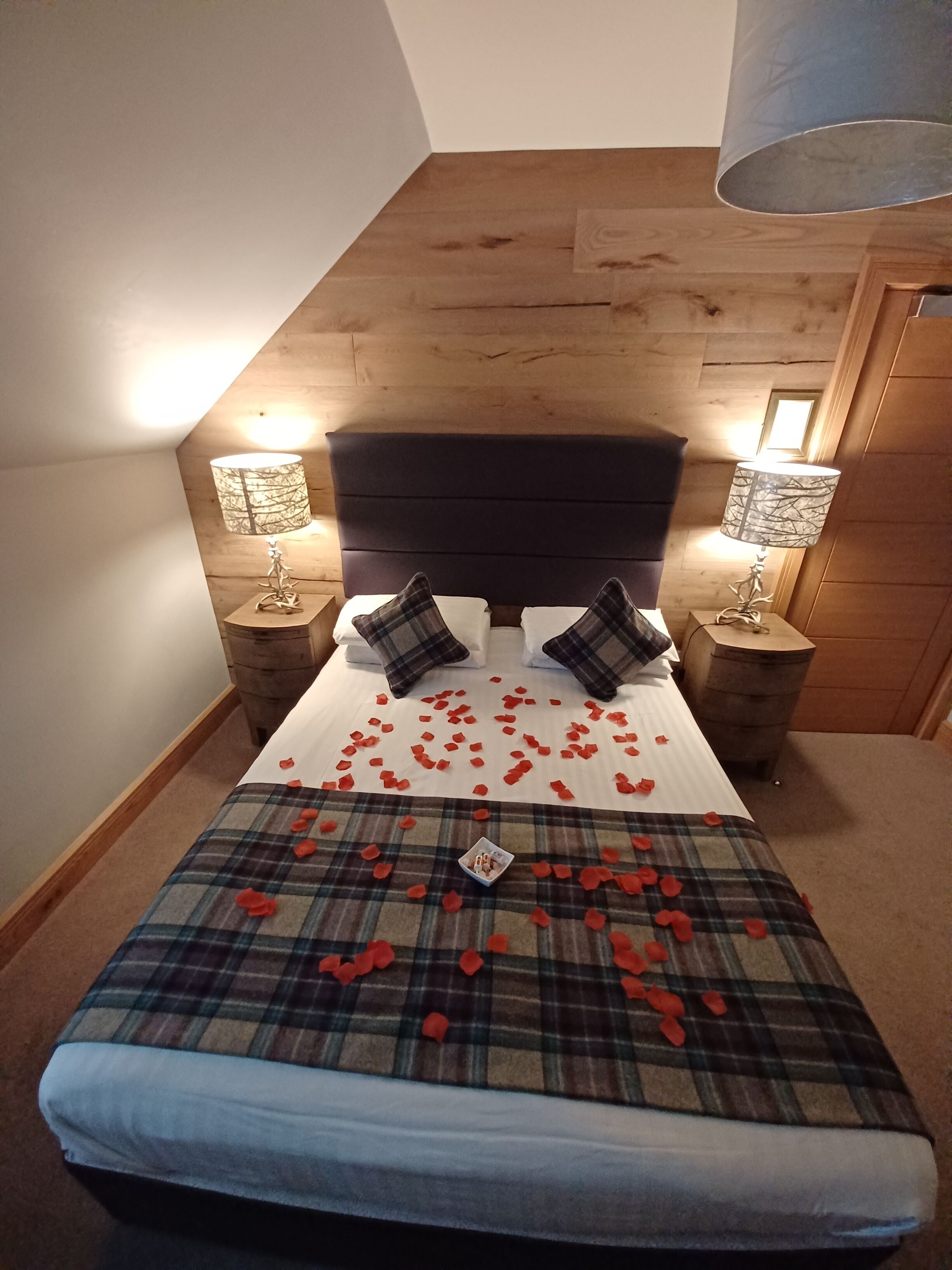 Café da manhã, almoço e jantar; culinária britânica 