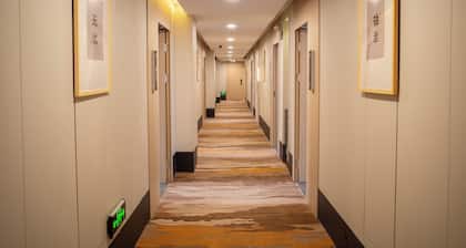 Shanghai Joyful Star Hotel