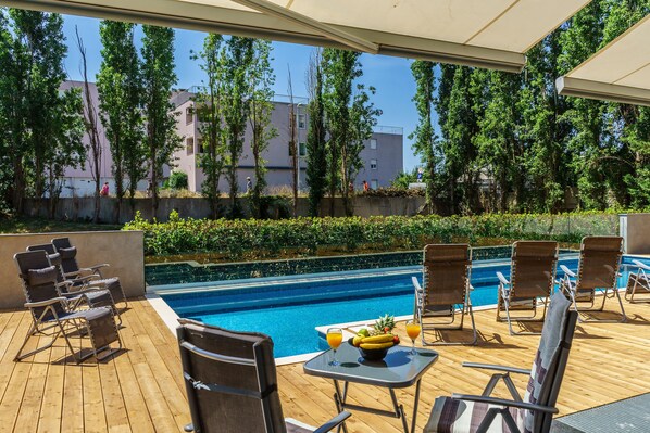 Comfort Double Room, 1 Queen Bed, Accessible, Pool Access | Terrace/patio