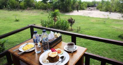 White Sandy Beach Menjangan