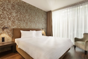 Standard Double or Twin Room | Premium bedding, in-room safe, desk, blackout drapes - b_smart hotel Widnau (Widnau)