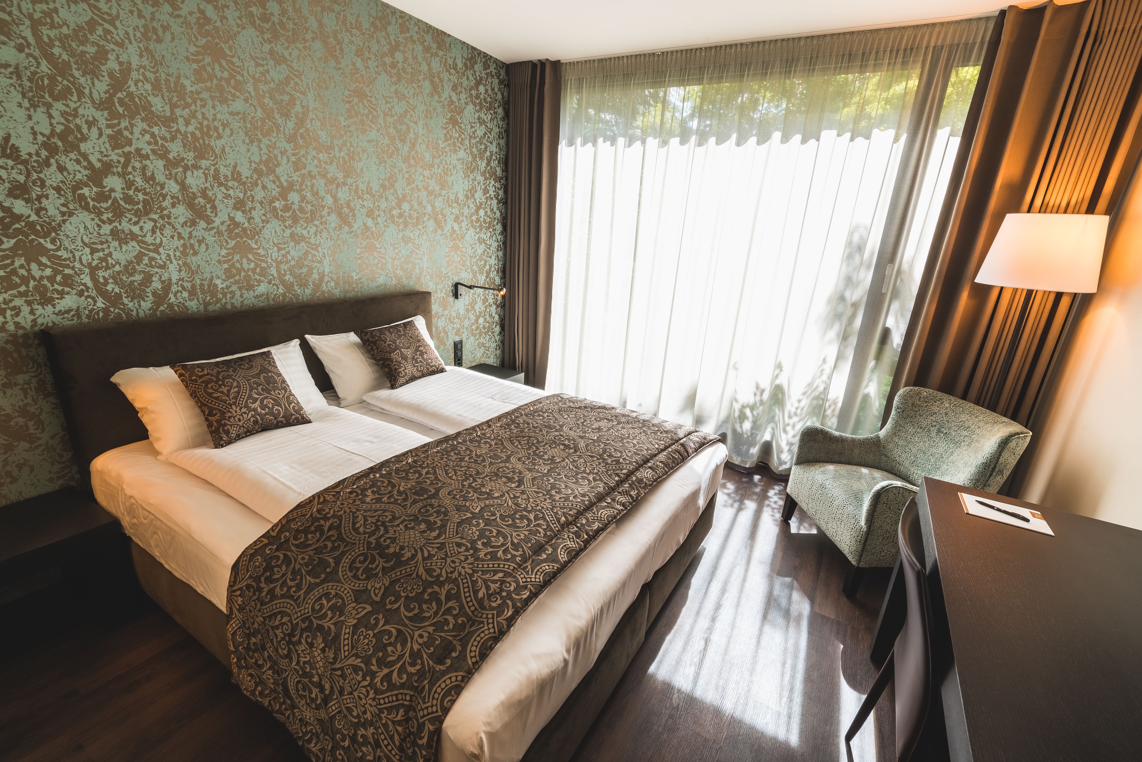 standard double or twin room | premium bedding, in-room safe, desk, blackout curtains