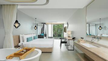 Grand Deluxe | Premium bedding, in-room safe, desk, blackout drapes