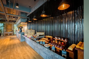 Daily buffet breakfast (THB 550 per person)