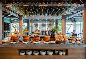 Morgenmadsbuffet hver dag (550 THB pr. person)