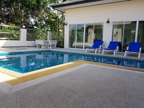 Outdoor pool - Viewpoint Villa (Kathu)
