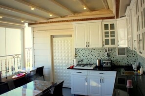 Cafe - Hotelium 2 (Istanbul)