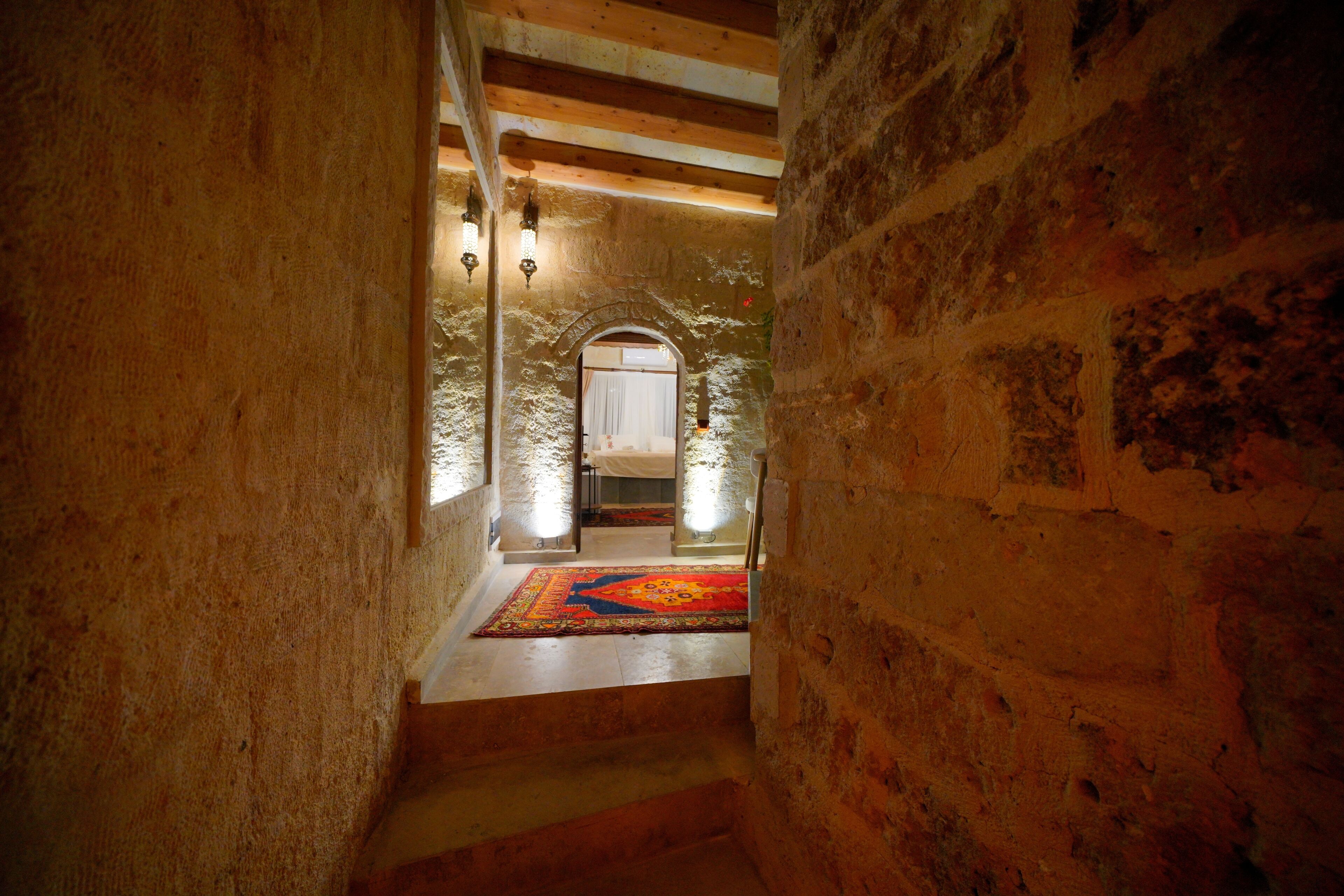 Photo - View Cave Hotel