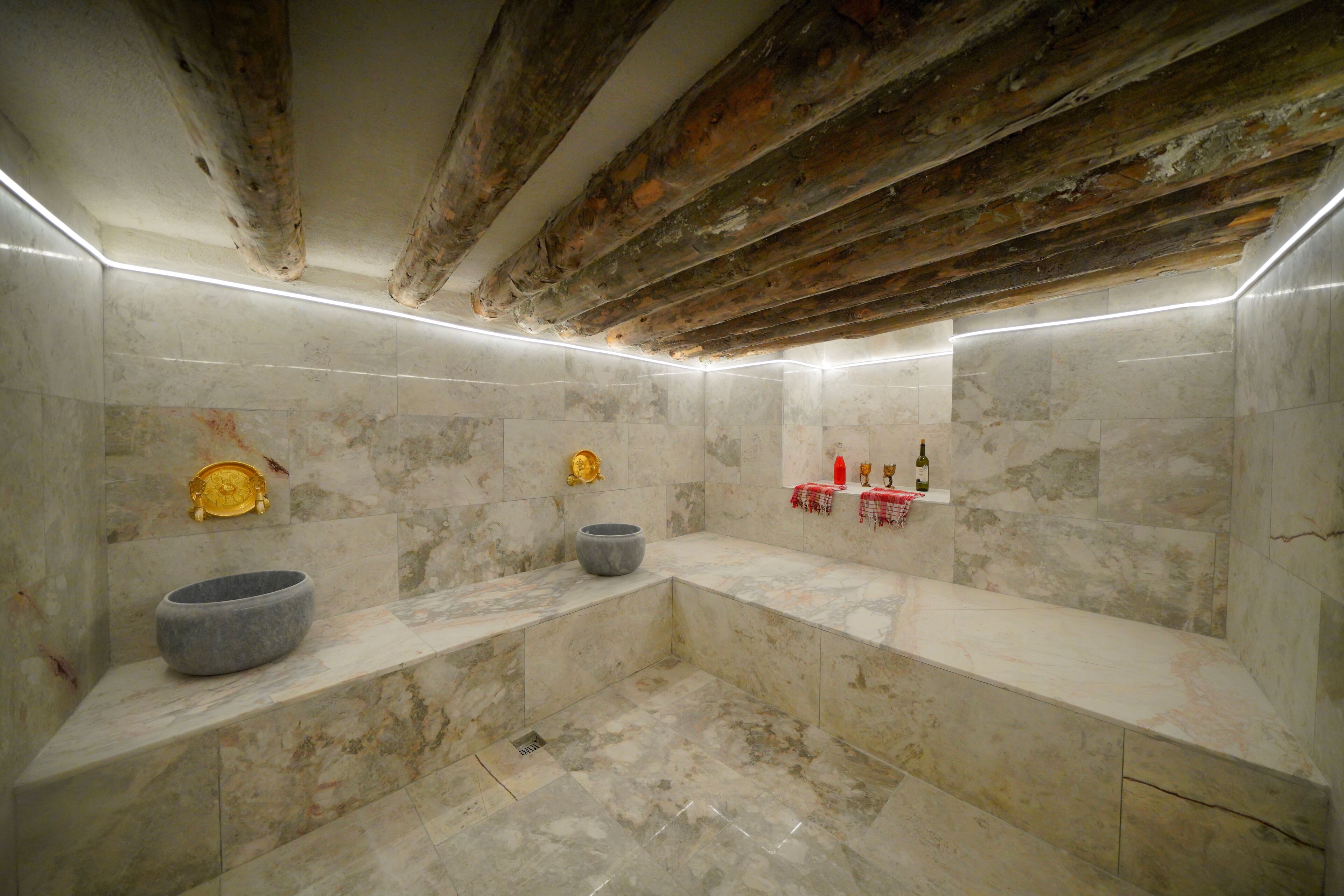 Photo - View Cave Hotel