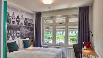 Verduisterende gordijnen, babybedden, gratis wifi, beddengoed