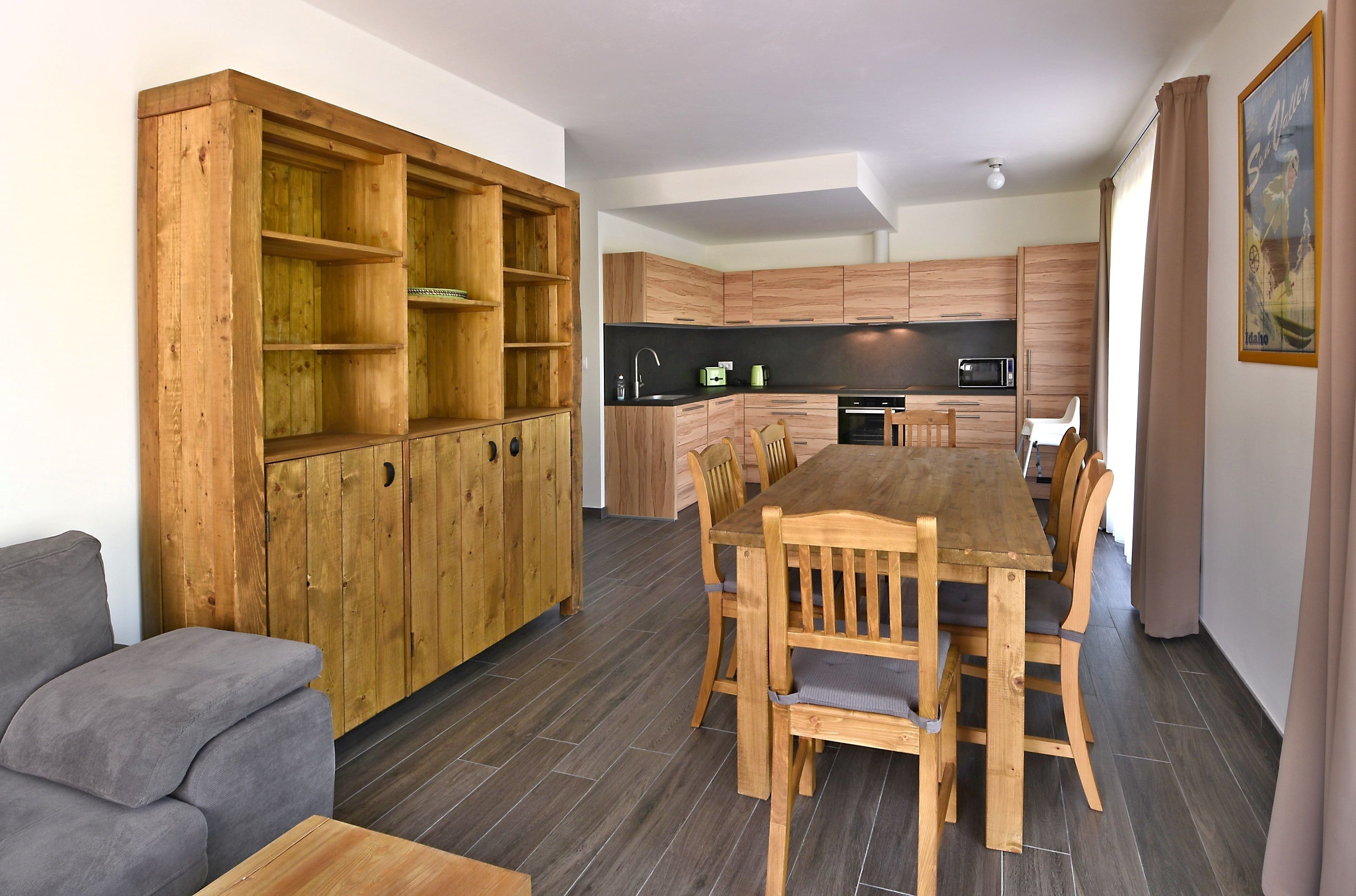 Suite Keluarga, 2 kamar tidur, dapur | 2 kamar tidur, kedap suara, tempat tidur bayi gratis, dan Wi-Fi gratis