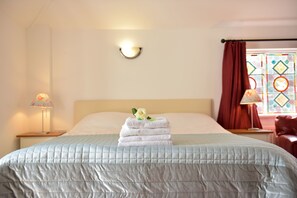 Soundproofing, free WiFi, bed sheets - Selden Farm B&B (Worthing)