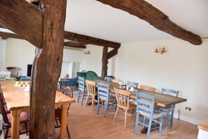 Free breakfast - Selden Farm B&B (Worthing)
