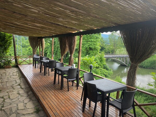 2 restaurants; breakfast, lunch, and dinner served - Agva Green River Otel - Adults Only (Sile)