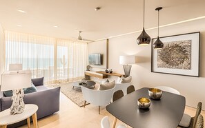 TV, pay films - Solaz Los Cabos (San Jose del Cabo)