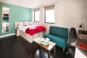 Iron/ironing board, free WiFi - Pure CityStay Twerton Mill (Bath)