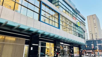Shopping mall