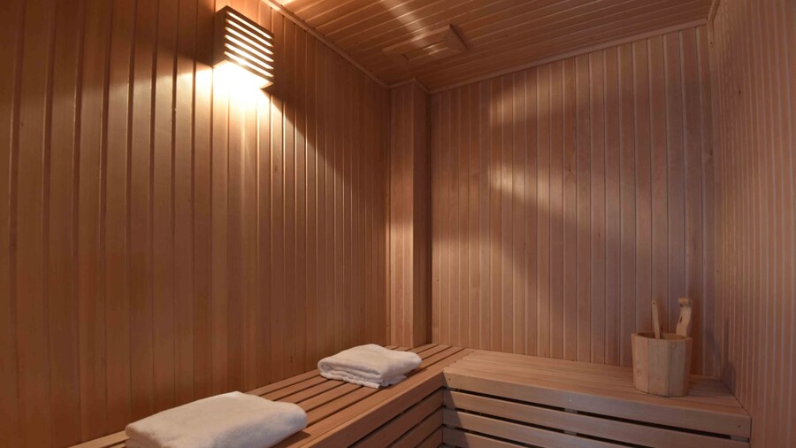 Arc Arenales Studios & Suites