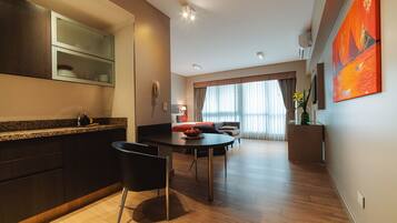 Studio, 2 lits une place | Coffres-forts dans les chambres, chambres insonorisées