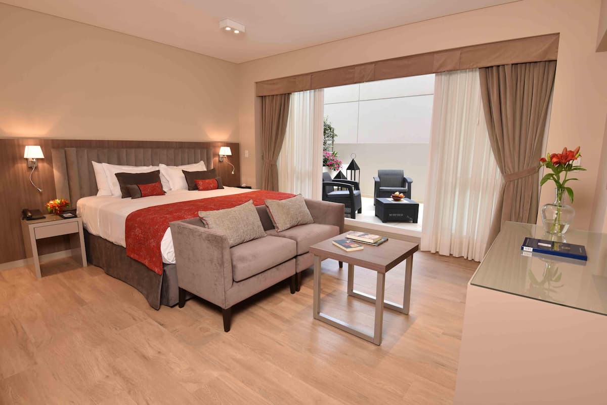 1 habitación y caja de seguridad en la habitación