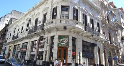 DEL900 Hostel Boutique
