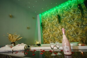 Studio Suite | Down comforters, minibar, in-room safe, desk - Hotel St. Giorgio (Castel San Giorgio)