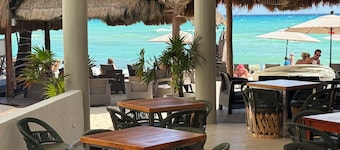 Luciana Hotel & Beach Club