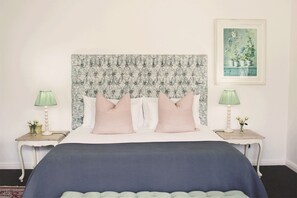 Phòng Superior, 1 phòng ngủ (Superior King) | Minibar, két bảo mật tại phòng, bàn ủi/dụng cụ ủi quần áo 