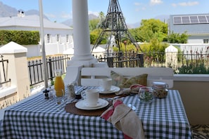 Desayuno a la carta incluido todos los días