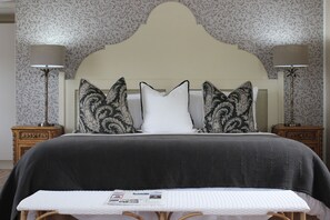 Superior King Suite  | Minibar, in-room safe, iron/ironing board, free WiFi - Le Petit Paris (Franschhoek)