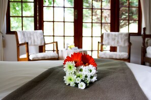Family Room 2 | Laptop workspace, iron/ironing board, free WiFi, bed sheets