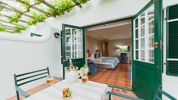 Luxury Double Room | Terrace/patio