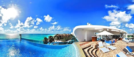 Outdoor pool, pool umbrellas