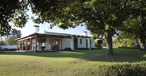 View from room - Klein Welmoed Luxury Guest House (Stellenbosch)