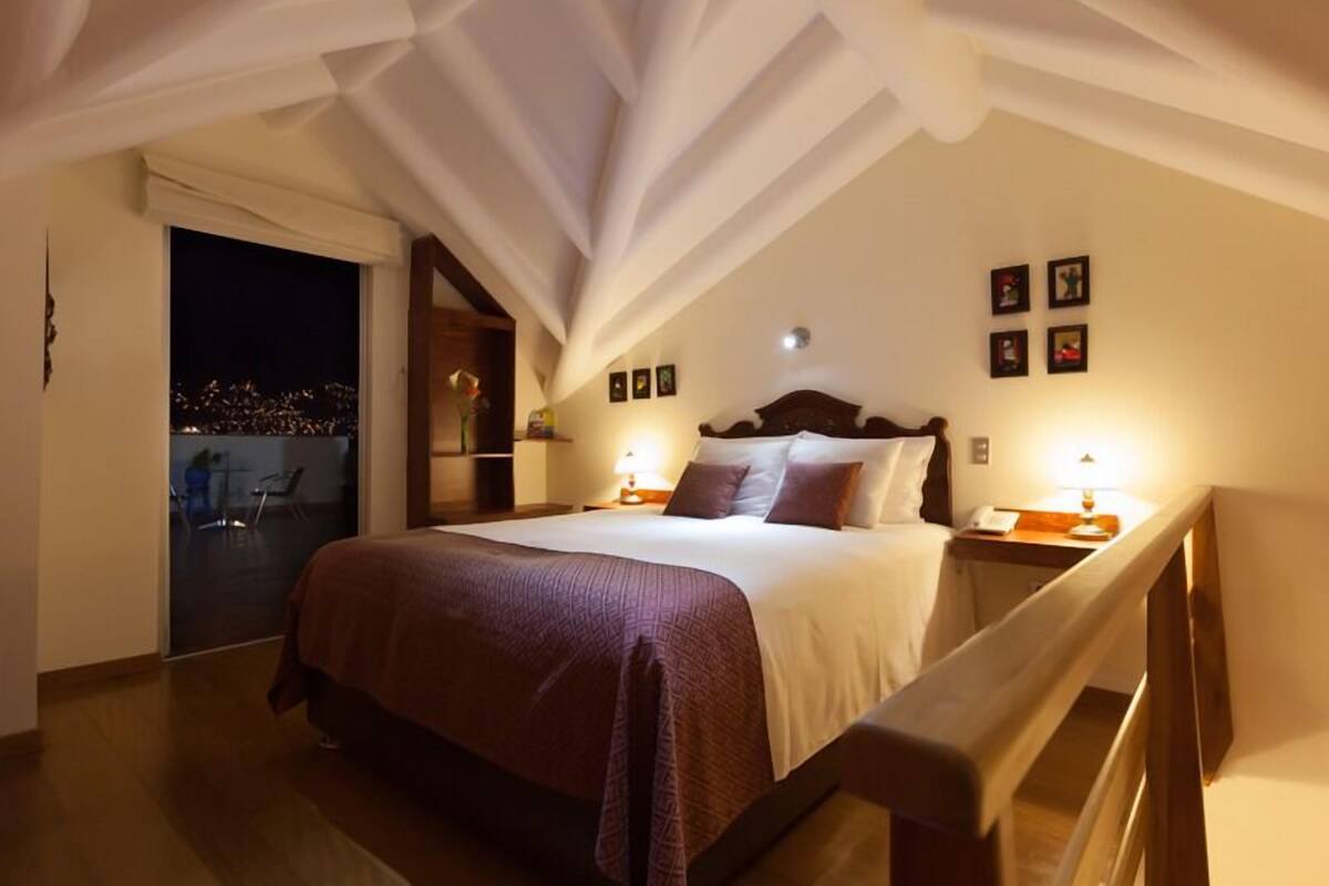 Superior Double Room, 1 Queen Bed | In-room safe, rollaway beds (surcharge), WiFi (free)