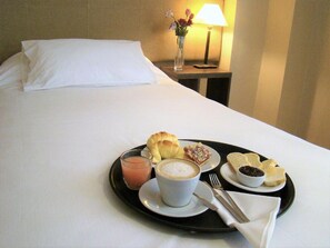 Premium bedding, minibar, in-room safe, desk