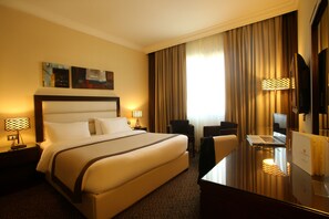 Standard Double Room | Minibar, in-room safe, desk, soundproofing - Lancaster Hotel Raouche (Beirut)