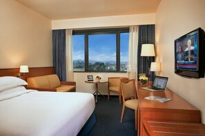 Premium bedding, minibar, in-room safe, desk - Lancaster Tamar Hotel (Hadath)