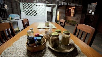 Ruokailu