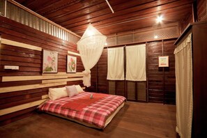 Double Room, Air Conditioned | Free WiFi - Baan Chang Ton (Surin)